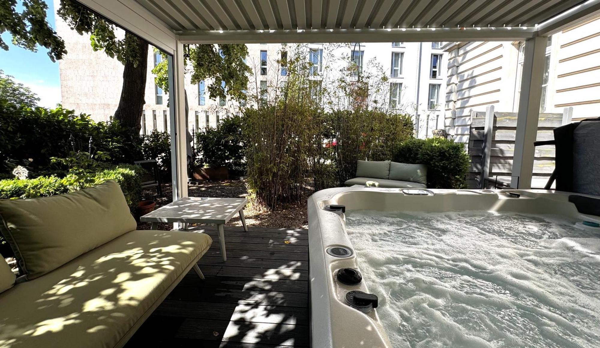 Historical Luxury Homes - Stadtvilla Mit Jacuzzi Und Garten Friburgo em Brisgóvia Exterior foto