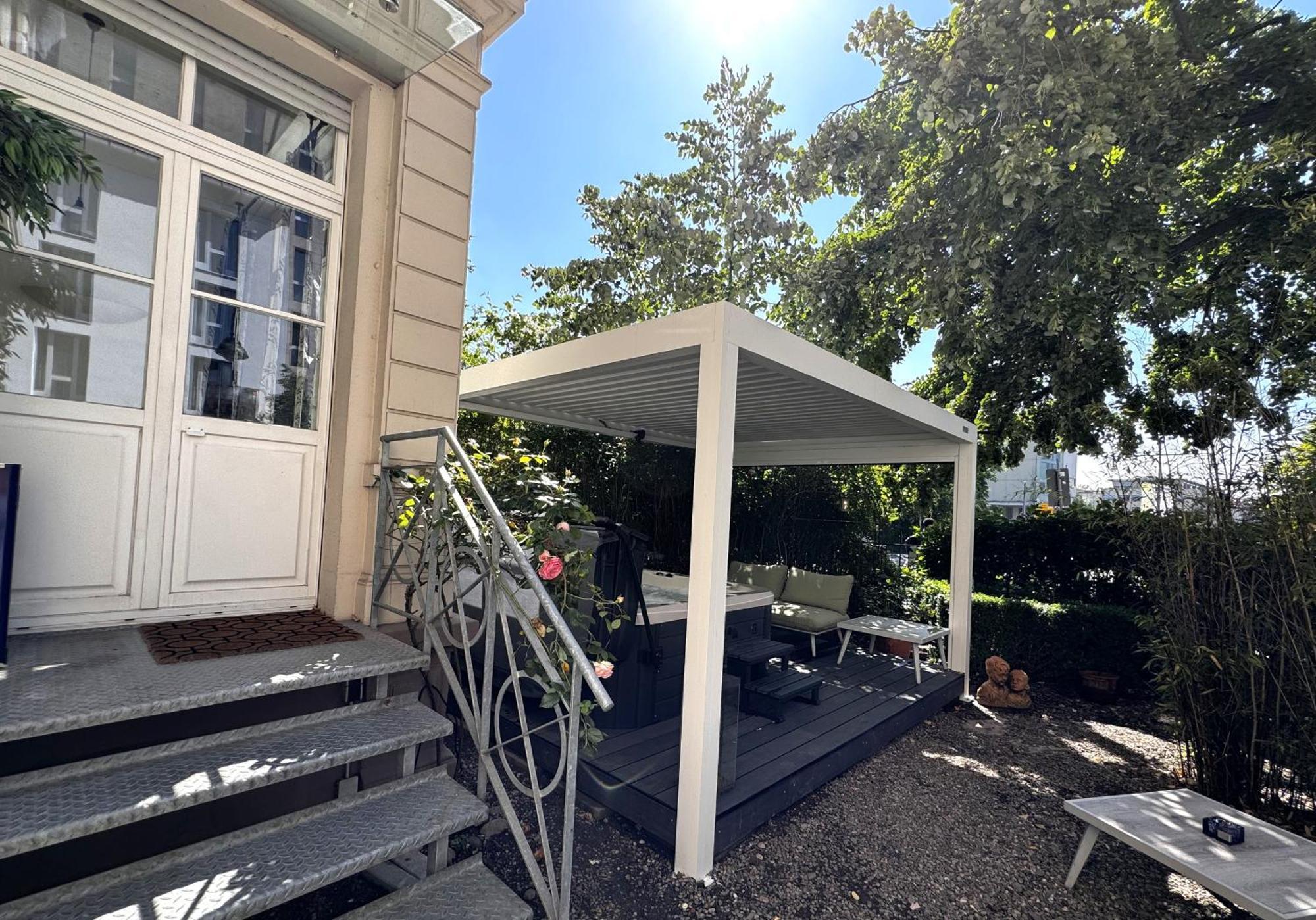 Historical Luxury Homes - Stadtvilla Mit Jacuzzi Und Garten Friburgo em Brisgóvia Exterior foto